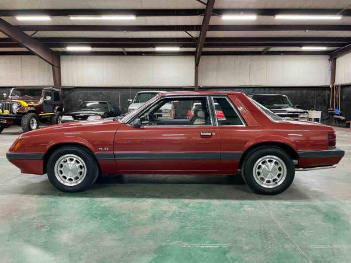 '85 5.0 red