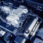 ’90 V8