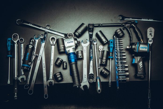 Tools lead